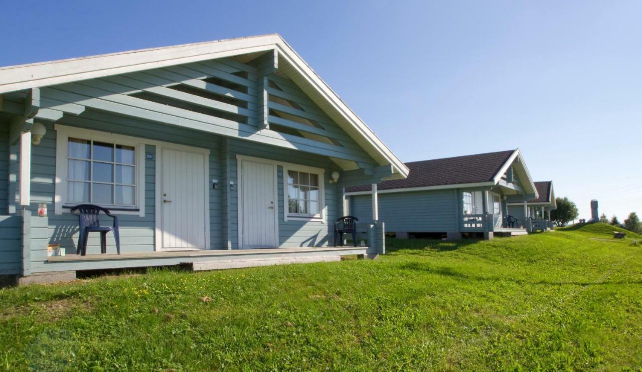 Vila Niuron Moekit Ylitornio Exteriér fotografie